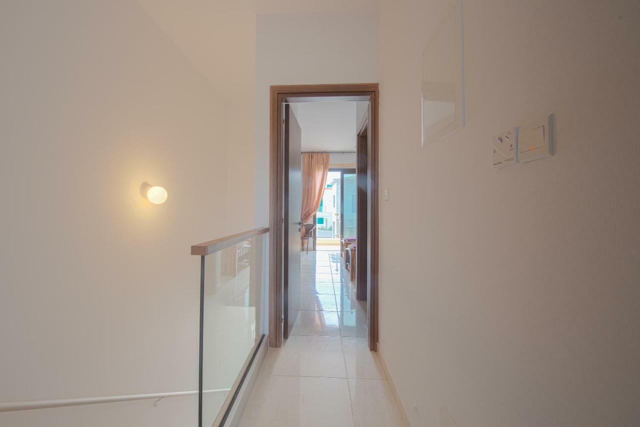 Kolderen Coral Bay 6 Apartment Bagian luar foto